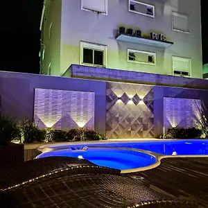 https://residencial-neide-maria.santa-catarina-brasil.com